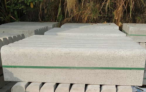 廣州白云混凝土路沿石制作廠及其彩磚產(chǎn)品詳解